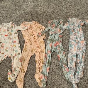 Angel Dear 9-12 M set of four footies